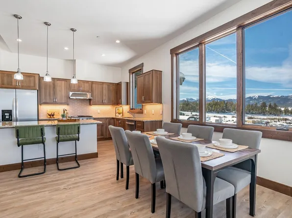 18 Meadow Creek Ln #D302, Fraser, CO 80442