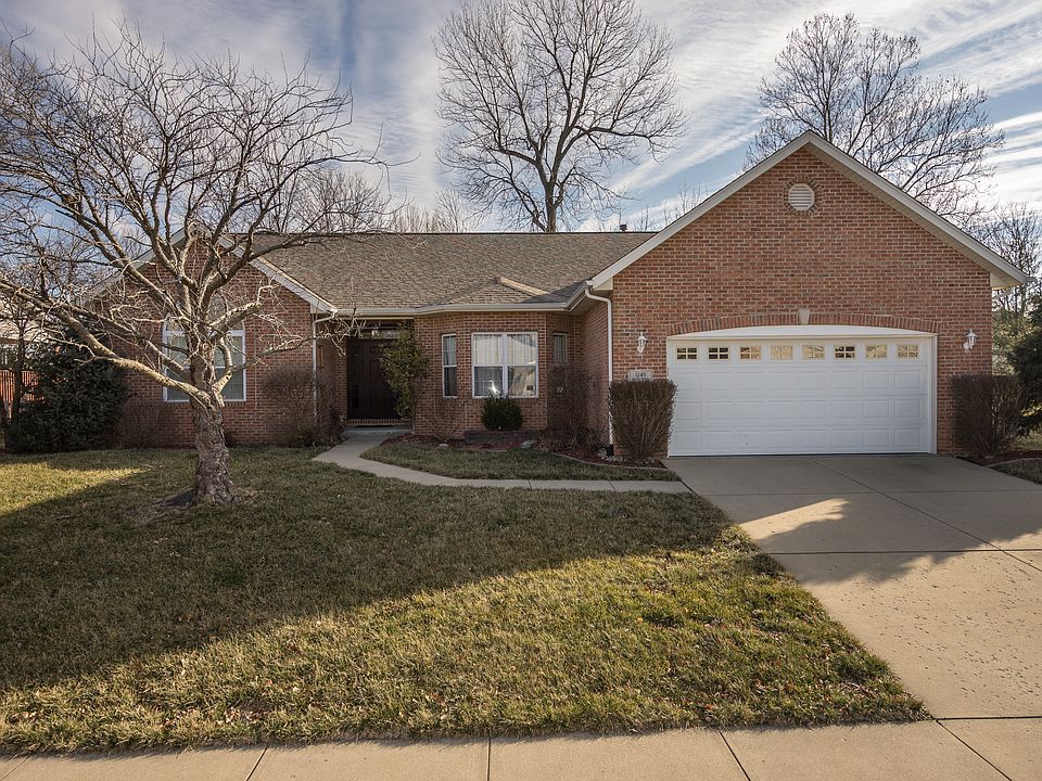 1st image of 1246 Illini Dr