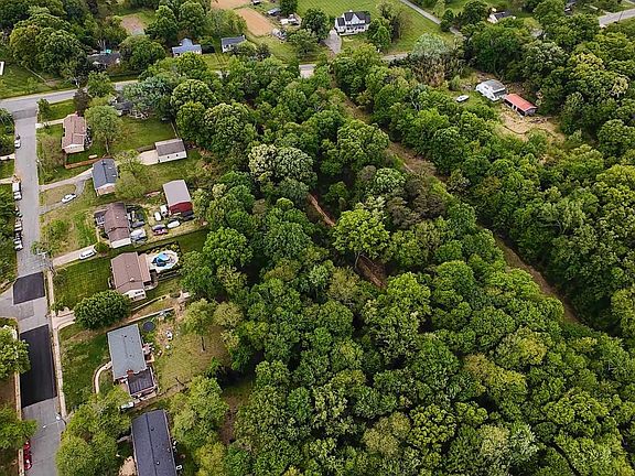 4th image of 10807 Riverview Rd
