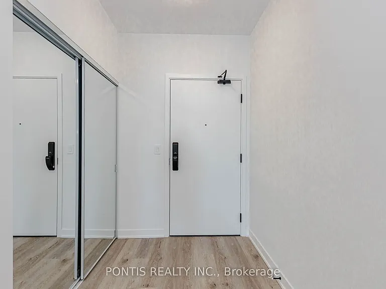 2075 Lakeshore Rd #404 — Photo 8