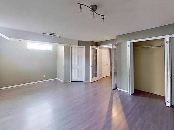 4th image of 465 Makenny St #17