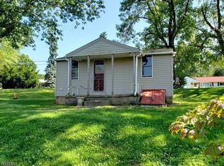 130 Main St, Bloomsbury, NJ