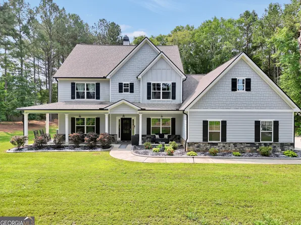 800 Rockhouse Rd, Senoia, GA 30276