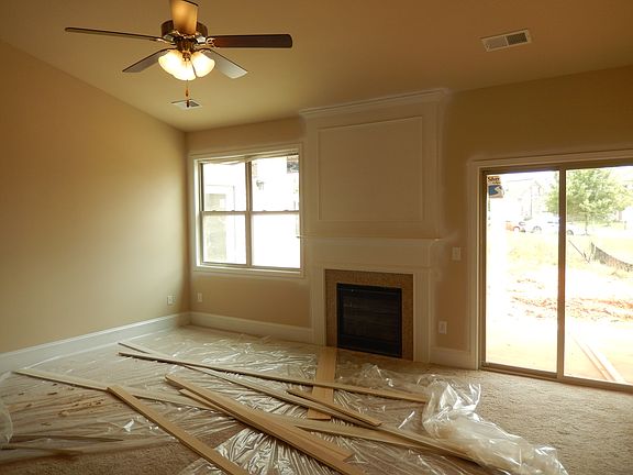 Open Family Room w/Fireplace
