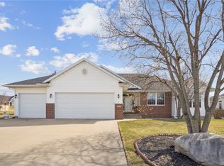 2570 Silver Oak Trl, Marion, IA 52302