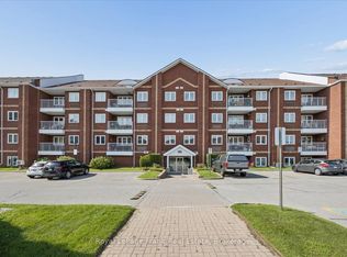 193 Lake Driveway W #210, Ajax, ON L1S7H8