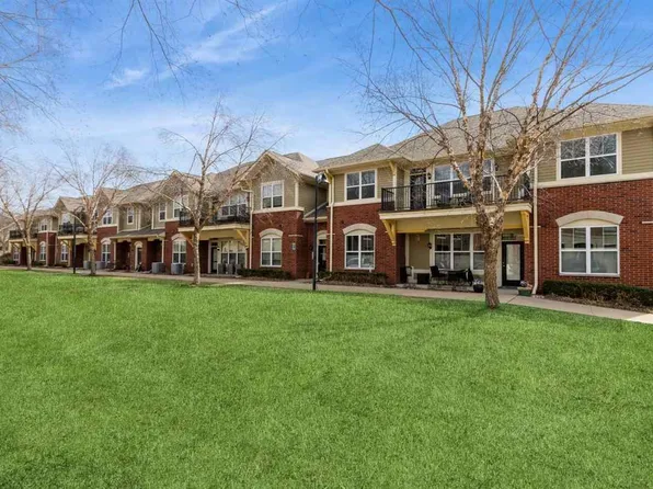 1177 Foster Rd, Iowa City, IA 52245