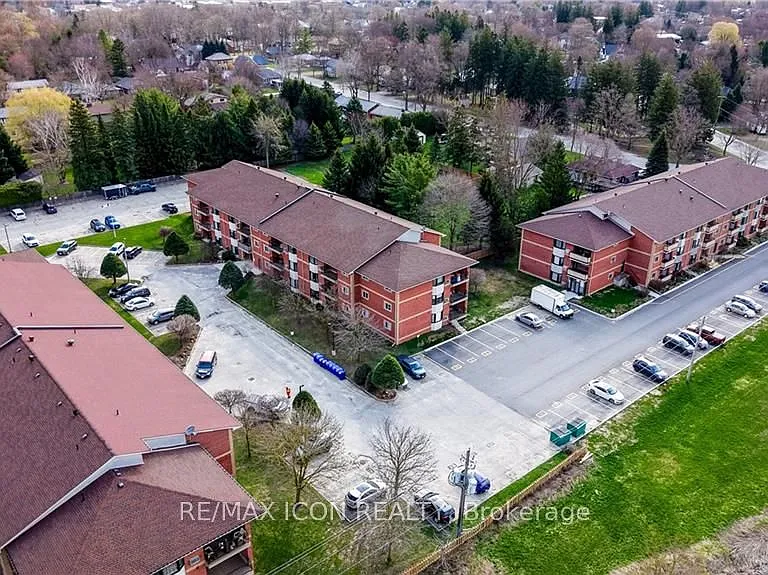 440 Durham St W #210 — Photo 5