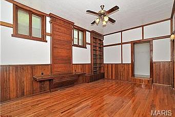 5th image of 6338 Vermont Ave