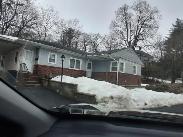 18 York Avenue, Highland Falls, NY 12701