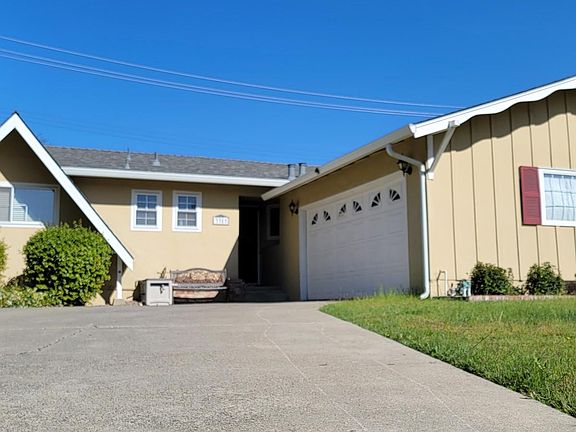 4th image of 3383 Geneva Dr
