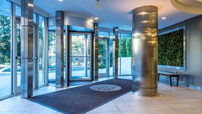 Rented by Nooklyn NYC LLC | media 84