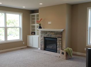 9720 Emerson Ct, Eden Prairie, MN 55347
