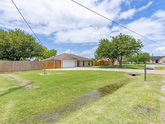 2nd image of 7315 Joseph Ln