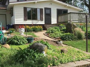 14782 Lovers Spring Rd, Lanark, IL 61046