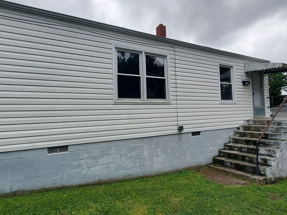 1st image of 1514 Rainbow Dr #B