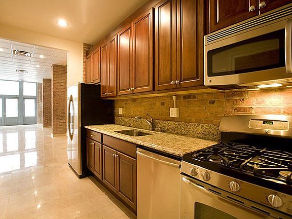 4th image of 36 Laight St APT 1B