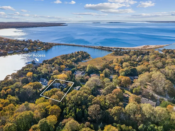 45 Coves End Ln, Sag Harbor, NY 11963