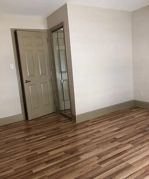 125 Winslow Pl — Photo 5