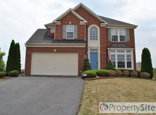 45 Oakmont Dr, Charles Town, WV