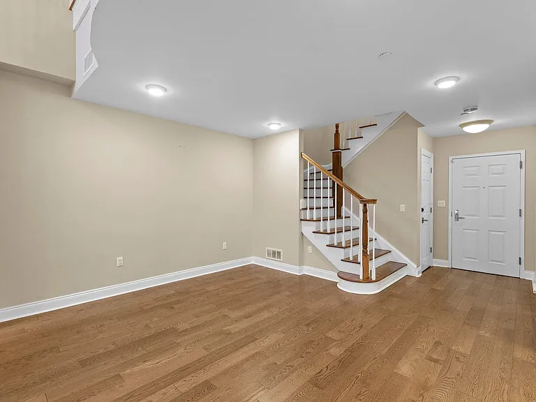 208 Shearwater Ct W #15 — Photo 14