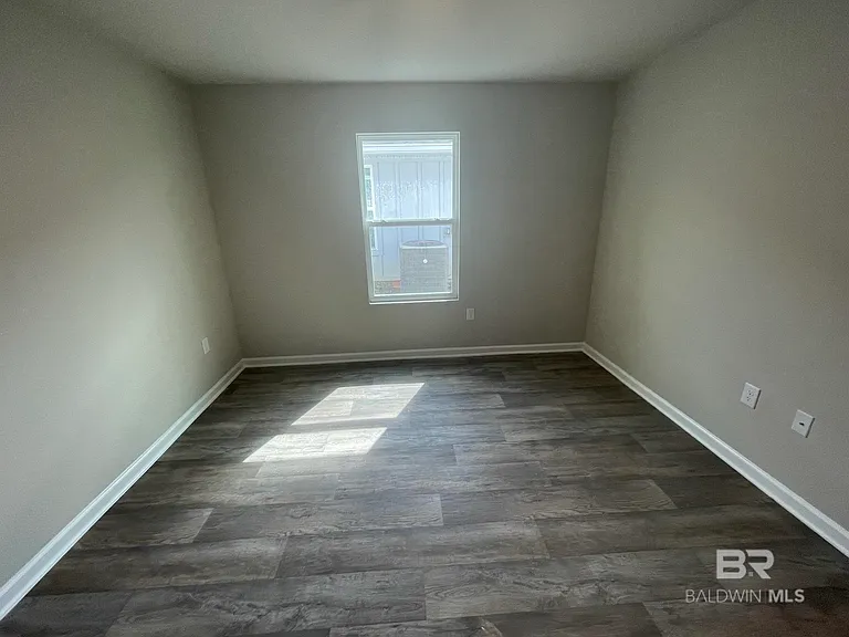 213 Burnston Way — Photo 8