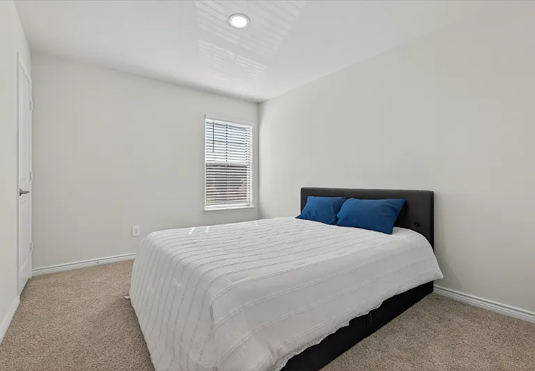 8129 Trudy Ln — Photo 17