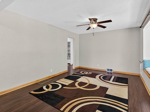 5th image of 1501 Carrie Ave