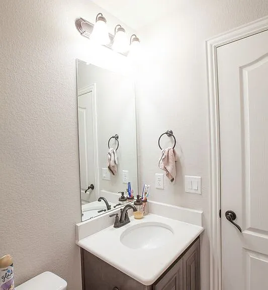 1501 Laurence Ln — Photo 39