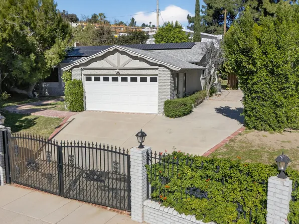 15541 Harvest St, Granada Hills, CA 91344