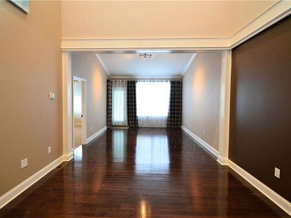 4th image of 4493 Cottonwood Dr