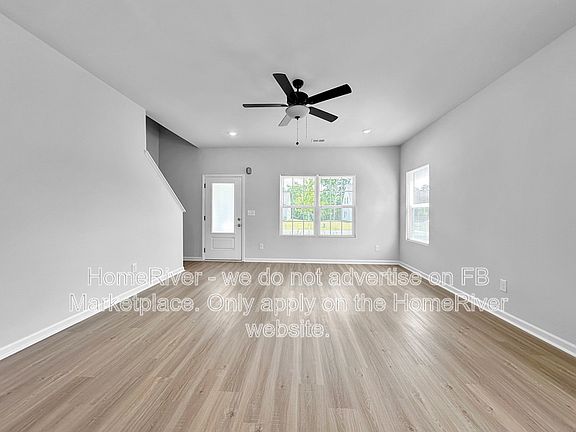 4th image of 394 Chedworth Dr