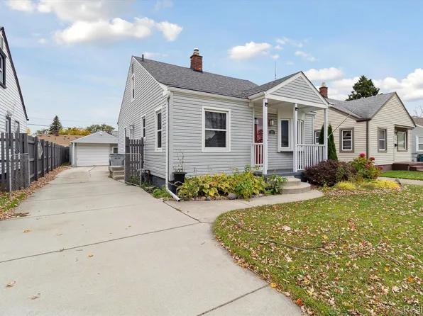 360 Hamata Ave, Hazel Park, MI 48030