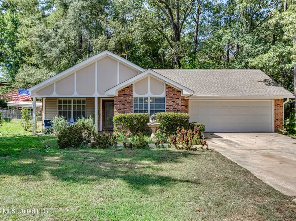 28 Circle Dr SE, Pinola, MS 39111