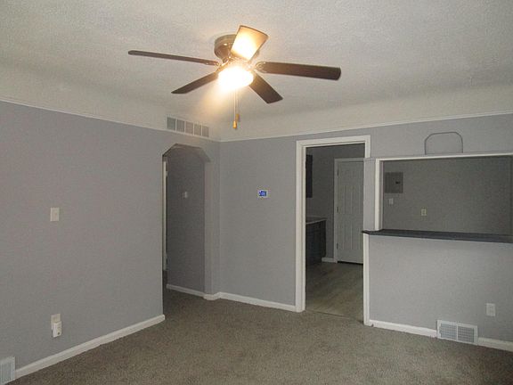 4th image of 11715 Stahelin Ave