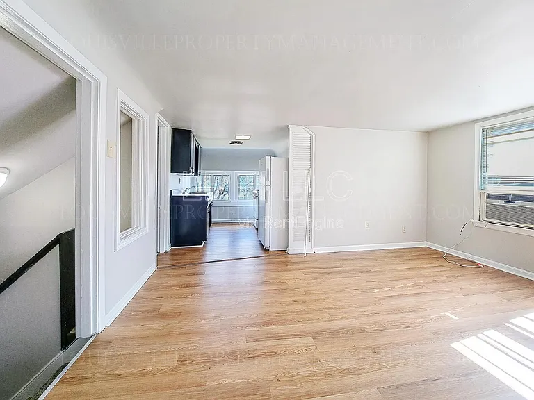 1035 Baxter Ave #3 — Photo 12