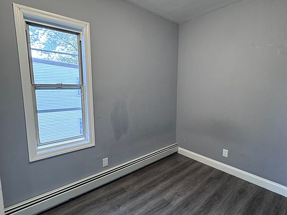4th image of 583 S 19th St