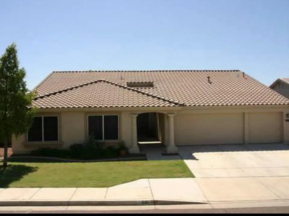 6411 W El Cortez Pl