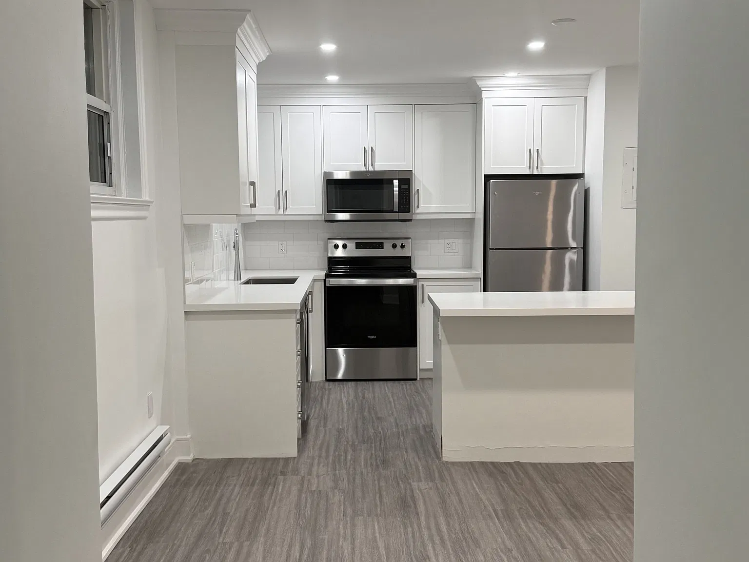 2 bed, $2,400 — Photo 2