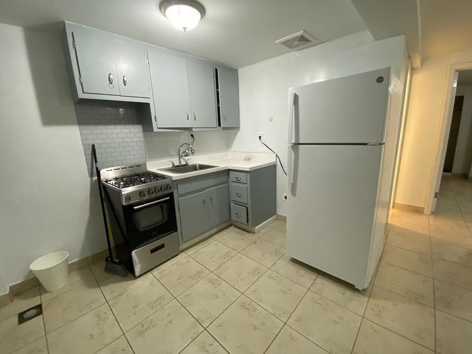 1st image of 12417 9th Ave Floor 1