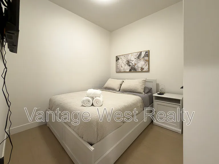 3800 Capozzi Rd #807 — Photo 21