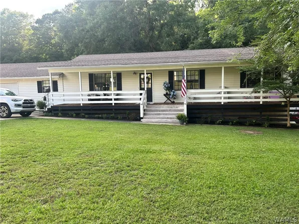 15366 Pecan Dr, Northport, AL 35475