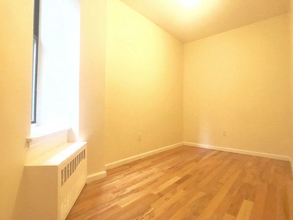 4th image of 105 W 113th St APT 1B