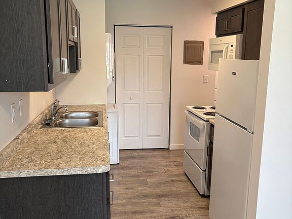 5th image of 601 N State St #3