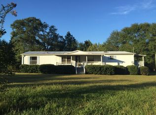 179 Laura Ln, Hartwell, GA 30643