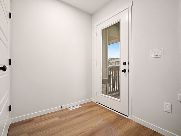 3rd image of 17214 4th St NW