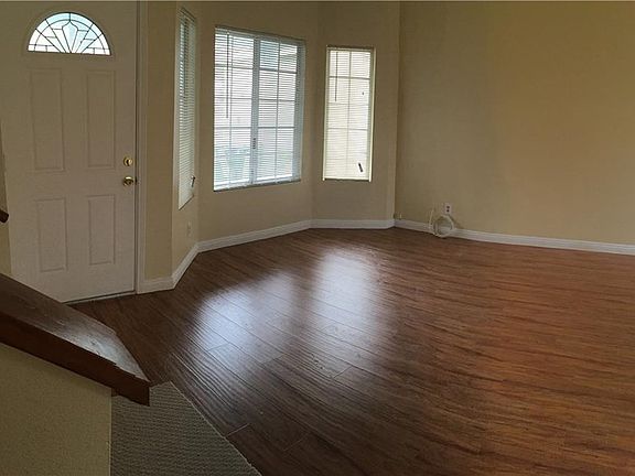 4th image of 11938 Liverpool Ln