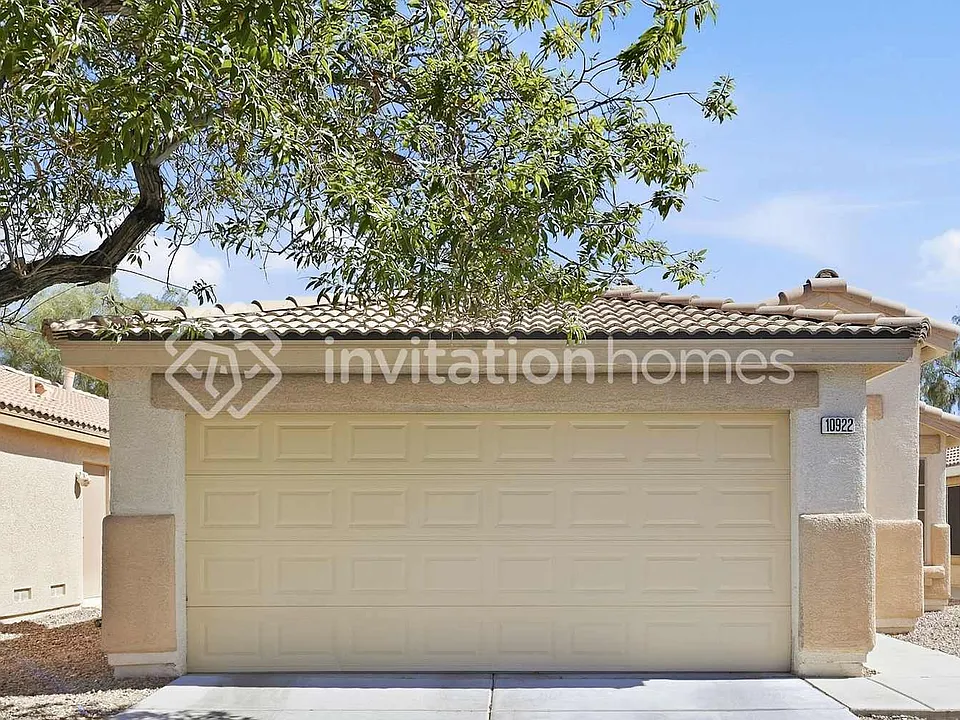 10922 Coppola St