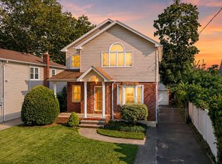 1602 Imperial Avenue, New Hyde Park, NY 11040