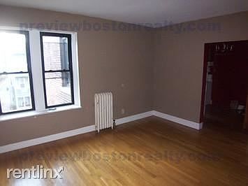 2nd image of 1408 Commonwealth Ave APT 20R